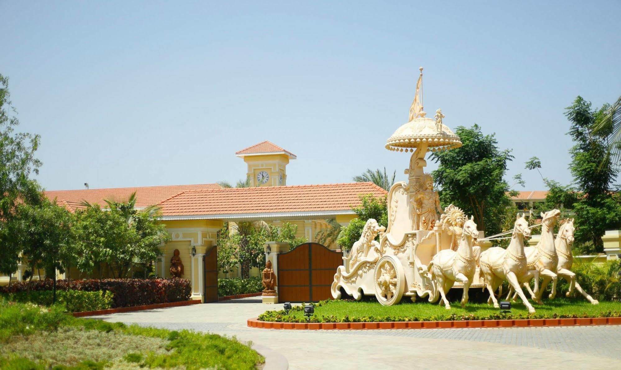 Regency Lagoon Resort Rajkot Exterior photo